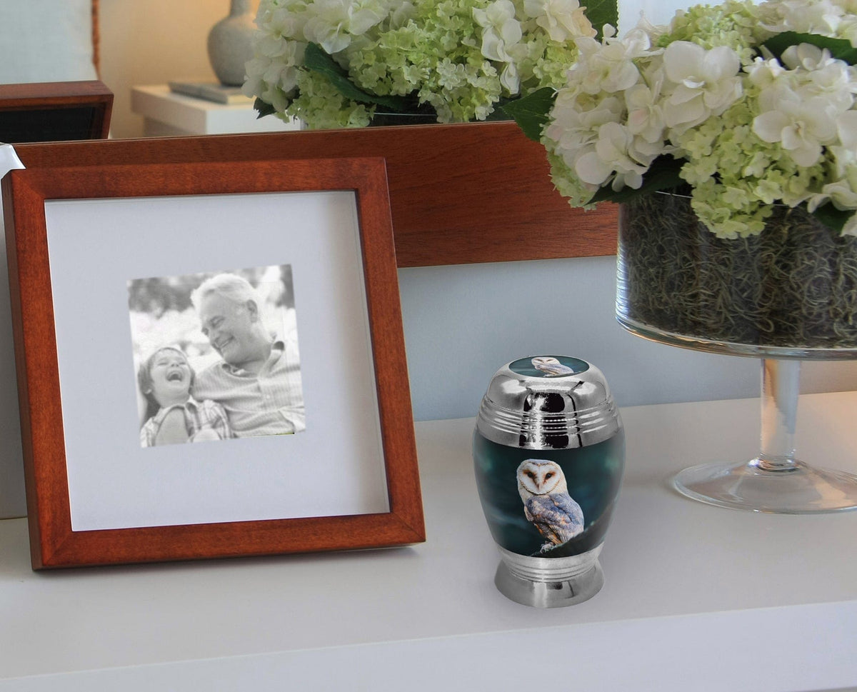 Commemorative Cremation Urns Observing Owl Cremation Urn
