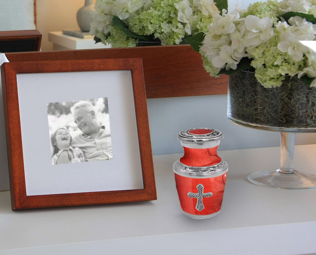 Commemorative Cremation Urns Glory to God Scarlet Red Cremation Urn