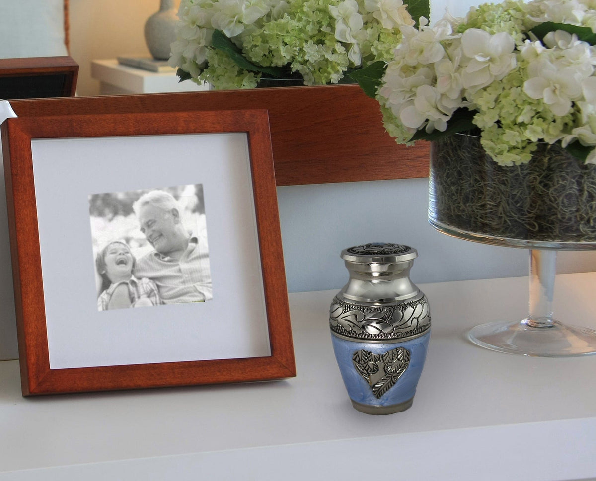 Commemorative Cremation Urns Home & Garden Keepsake Set of 4 Baby Blue Loving Angel Wings Cremation Urn