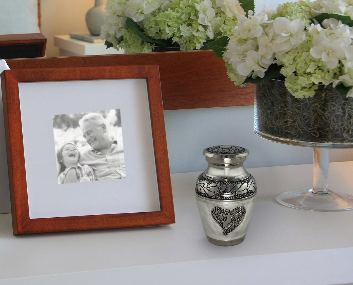 Commemorative Cremation Urns Home & Garden Keepsake Set of 4 Loving Angel Wings - White Cremation Urn