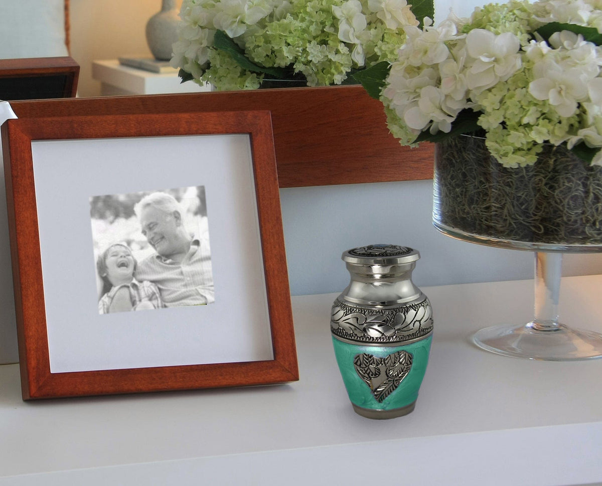 Commemorative Cremation Urns Mint Loving Angel Wings Cremation Urn
