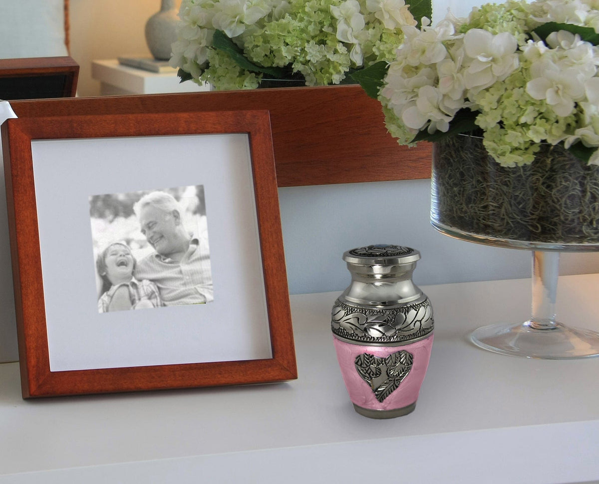 Commemorative Cremation Urns Soft Pink Loving Angel Wings Cremation Urn