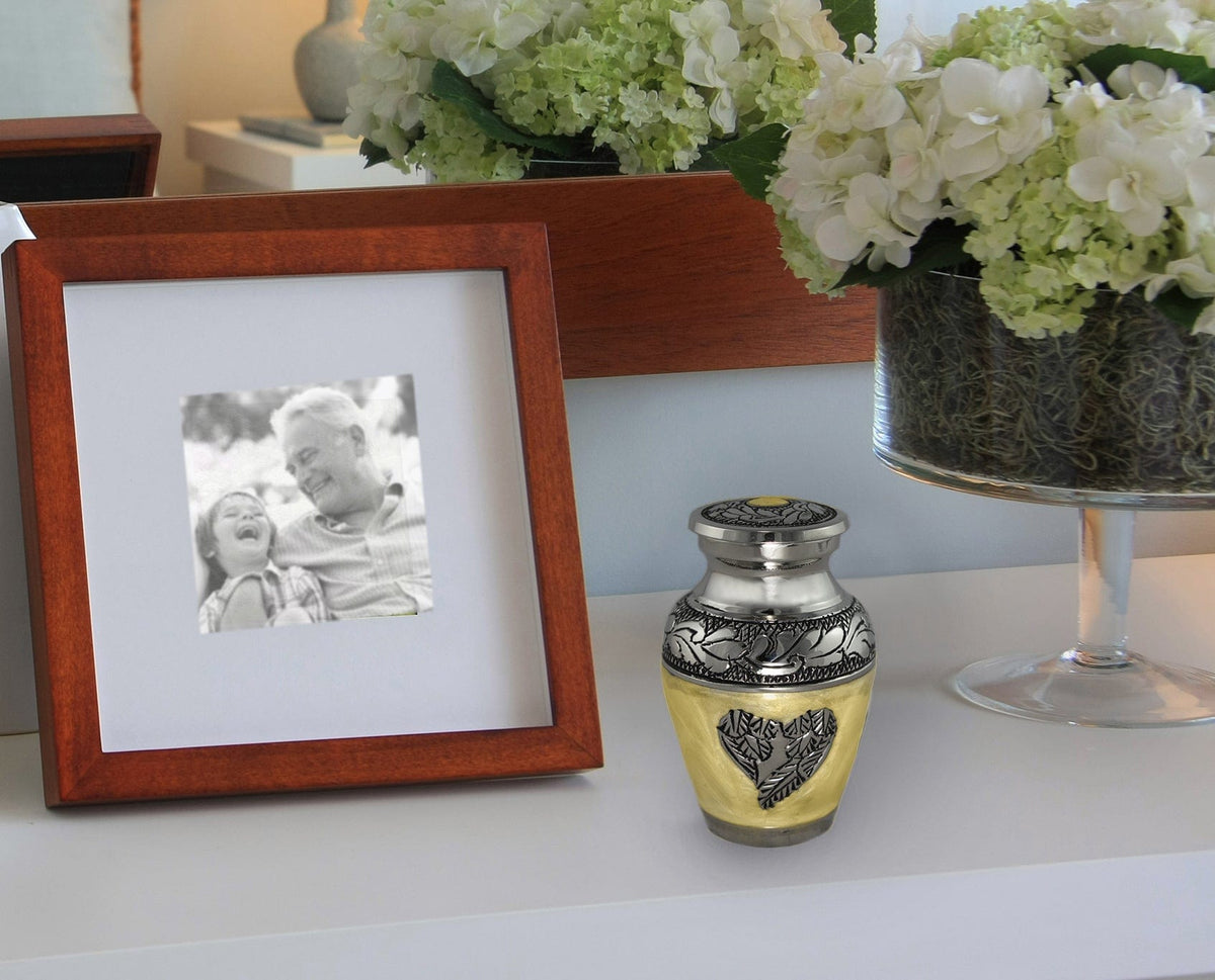 Commemorative Cremation Urns Sunshine Loving Angel Wings Cremation Urn